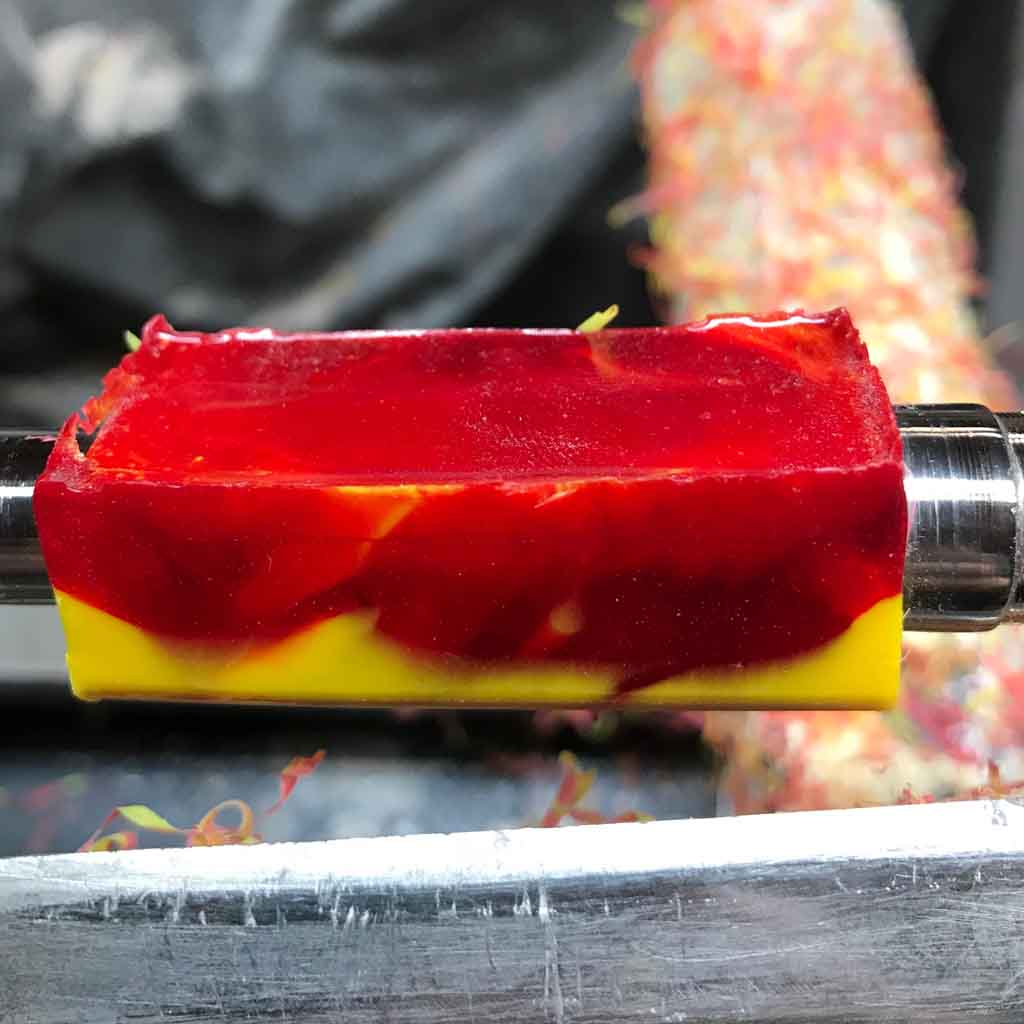 A bright pen for this sunny day