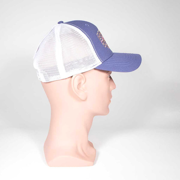 Violet and white cap with 'SENIOR Mama 2026' text on a mannequin head against a white background, right side view
